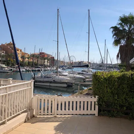 Semesterbostad New Year Oportoducap In Cap Dagde